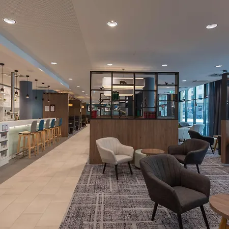 Hampton By Hilton Centre Hotel 3*