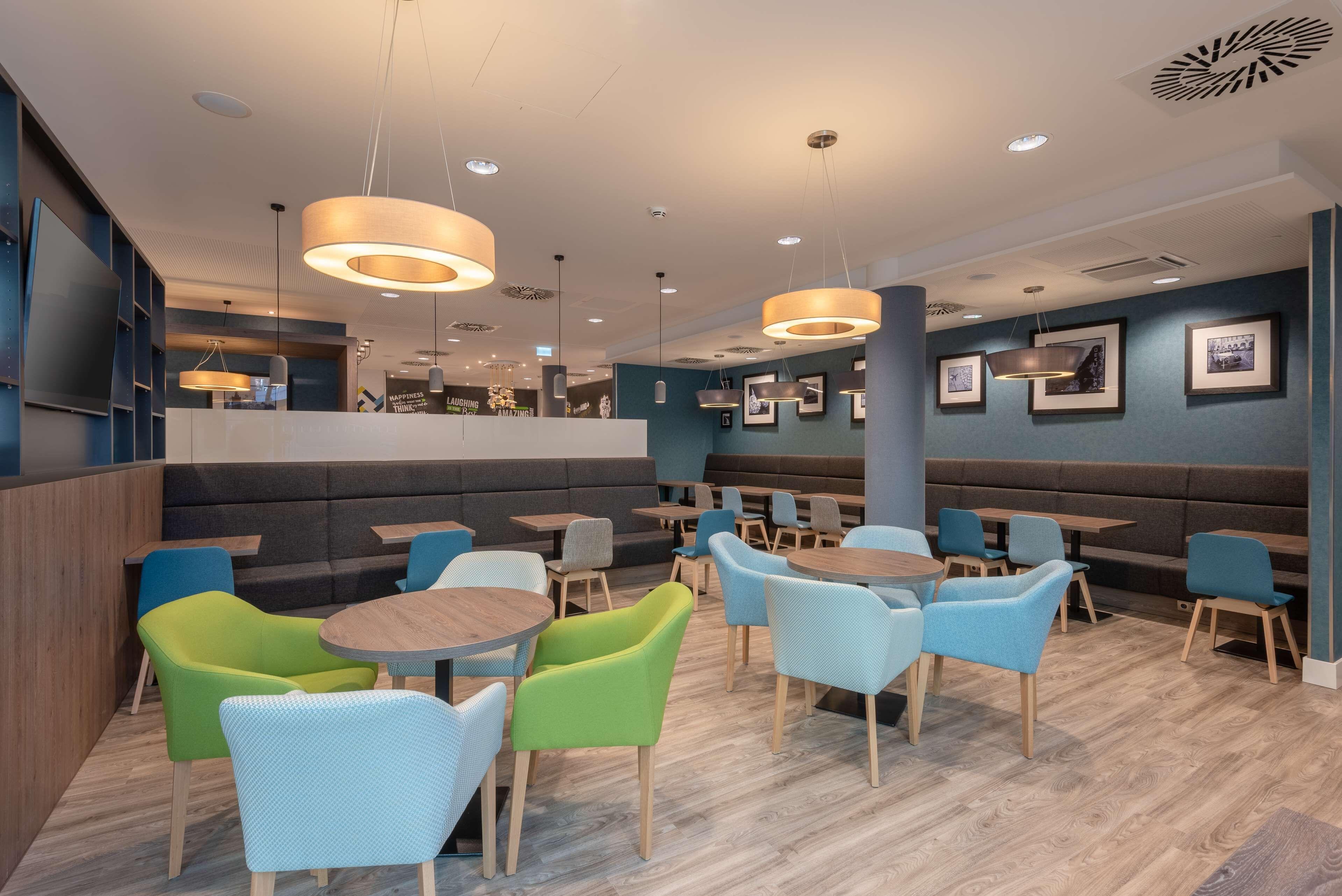 Hampton By Hilton Centre