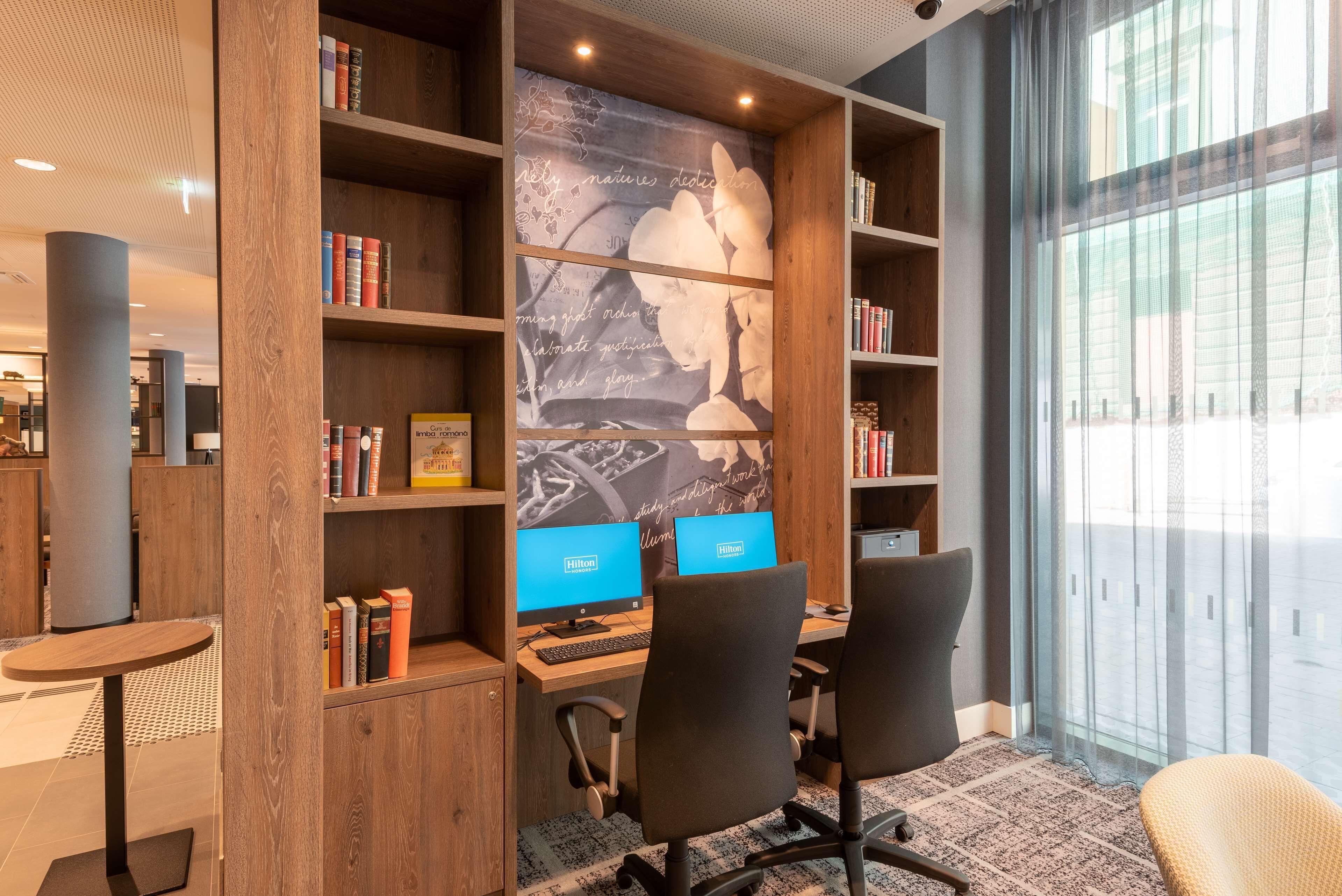 Hampton By Hilton Centre 3*